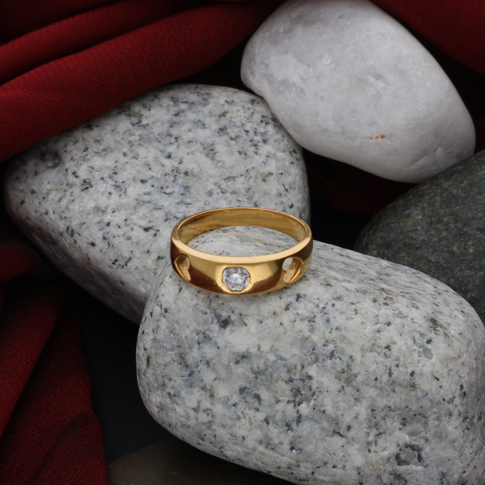 WEDDING RING